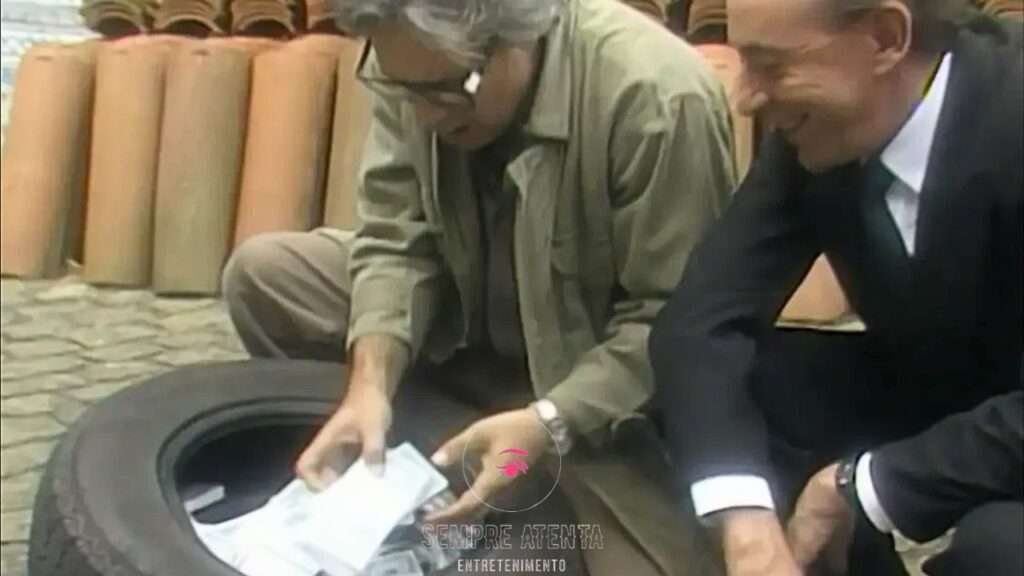 Mistério da fortuna de Onofre chega ao fim em Rainha da Sucata.